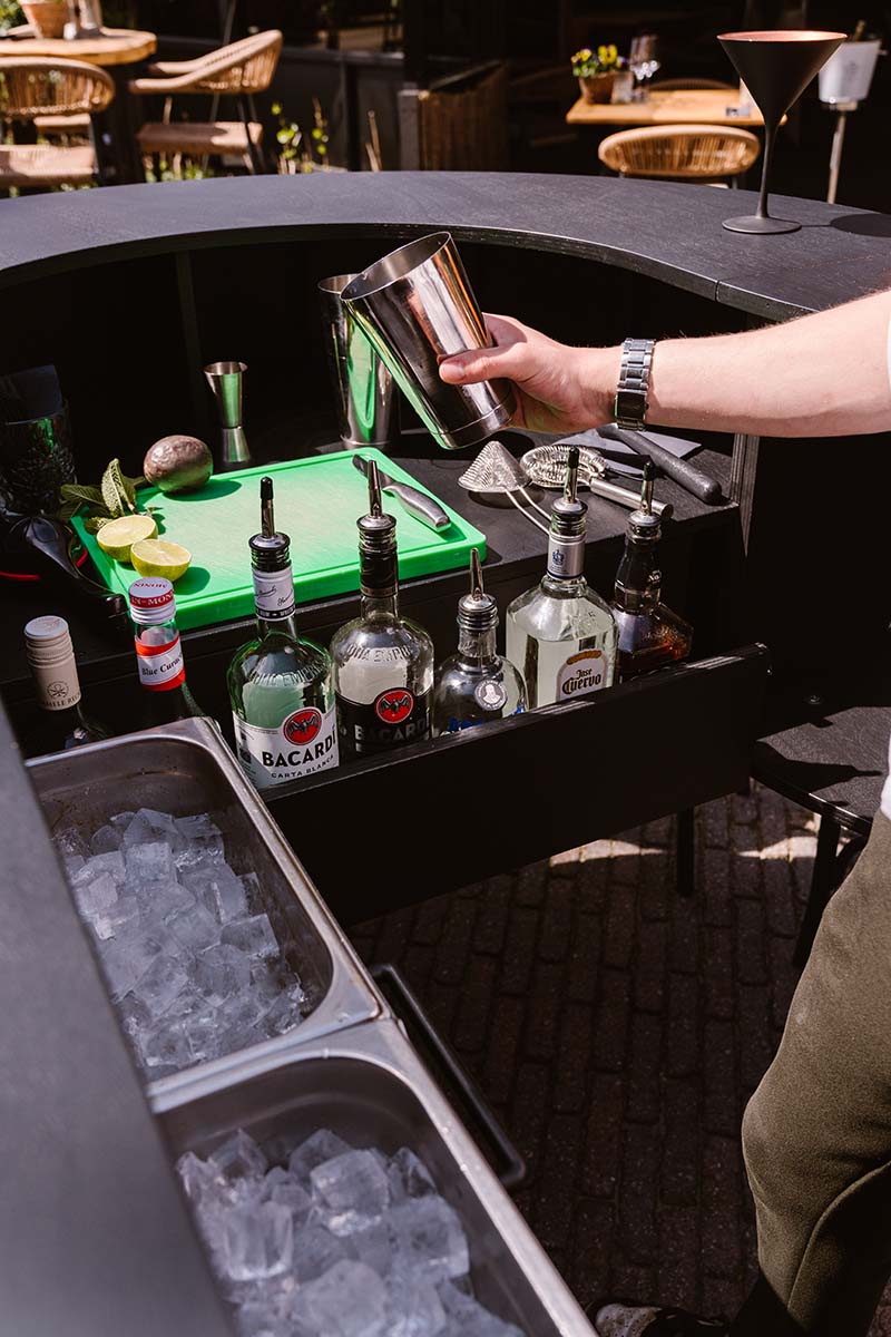 Inclusief alle barbenodigdheden